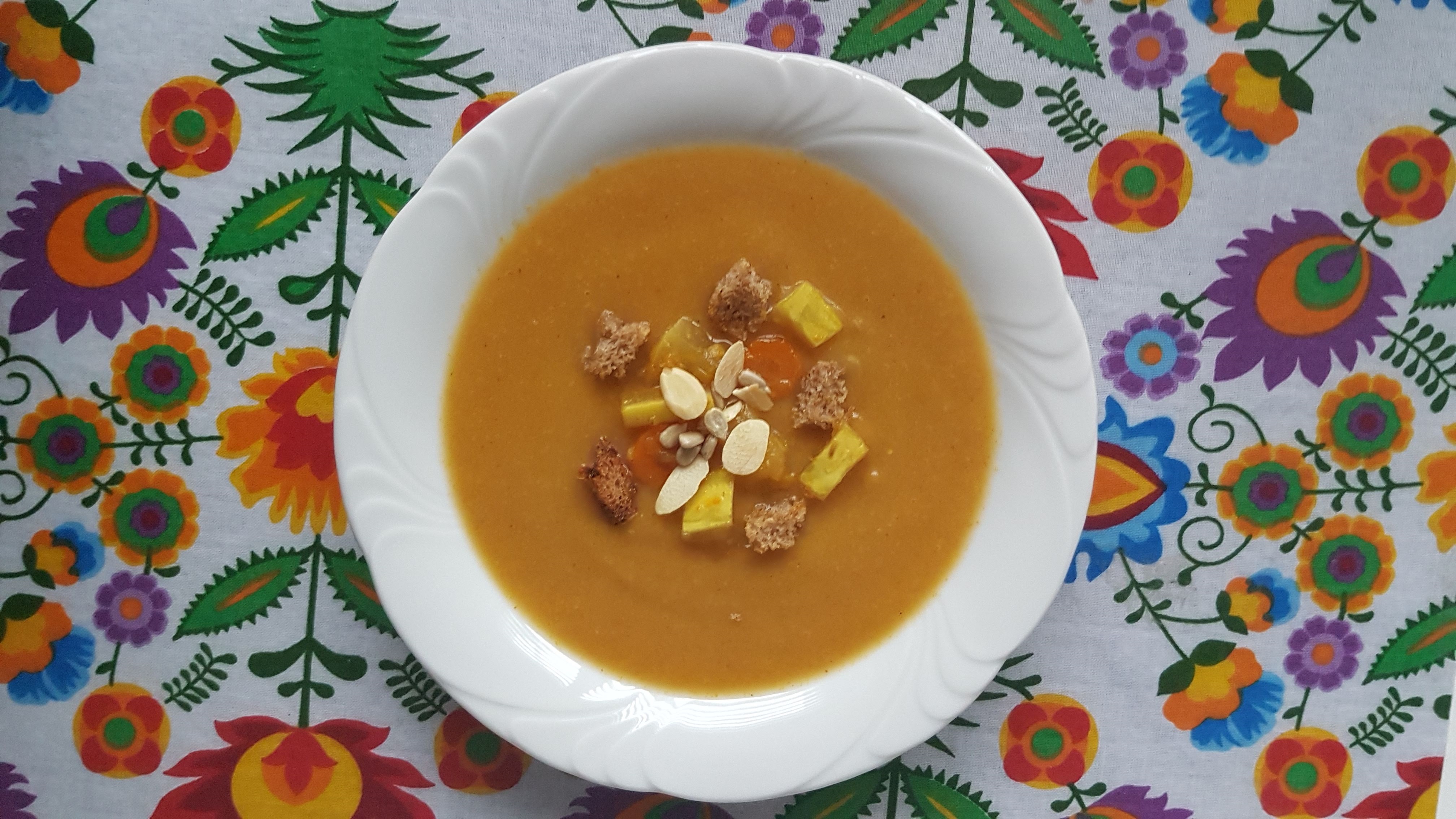 Zupa krem z cukinii i marchewki